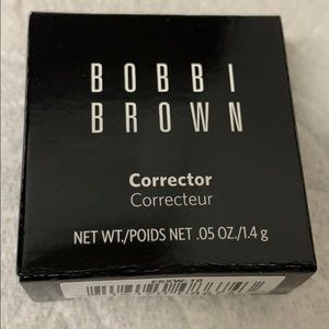 FREE💄Bobbi brown corrector light to medium bisque